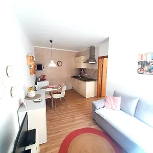 https://casa-brbara-no-centro-histrico-de-aljezur.hotelaalgarve.com